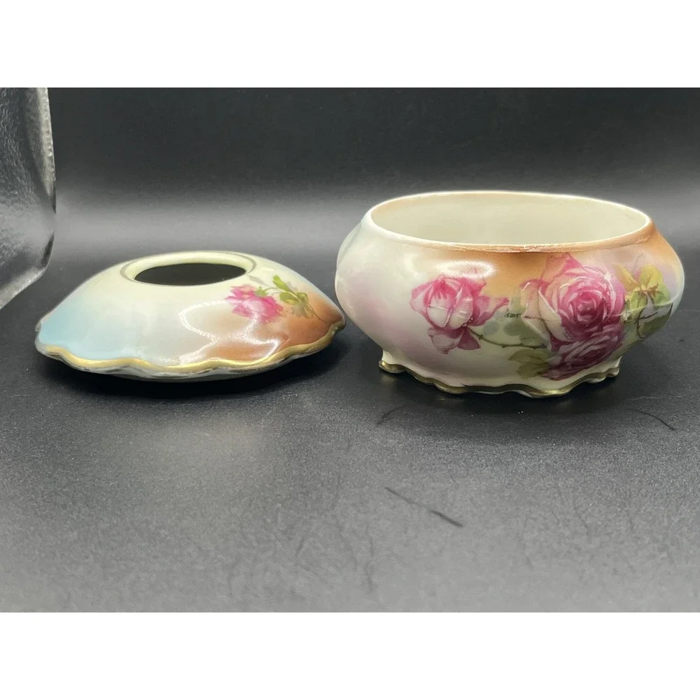 Vintage Porcelain Hand Painted Hair Receiver‎ / Vanity Dresser Jar